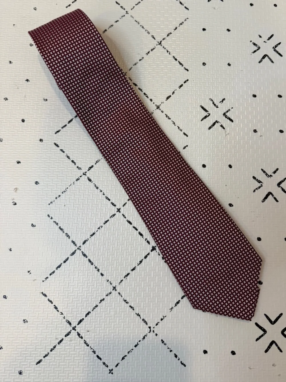 Hugo‎ Boss Selection burgundy tie